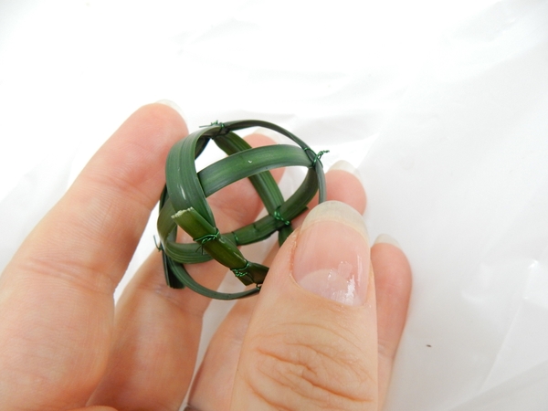 Keep adding rings to shape the bubble Keep adding rings to shape the bubble