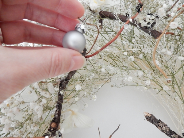 Add a few sparkling beads and baubles Add a few sparkling beads and baubles