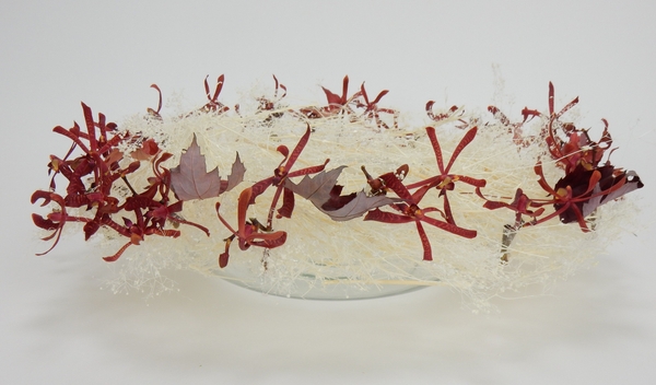 Bleached Gypsophila table top wreath Bleached Gypsophila table top wreath