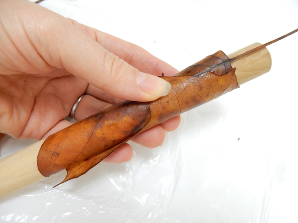 Roll the other end over the leaf Roll the other end over the leaf