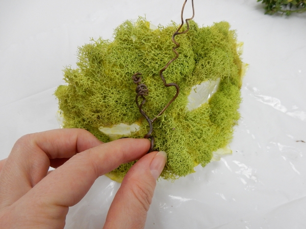 Glue in grape vine tendrils Glue in grape vine tendrils
