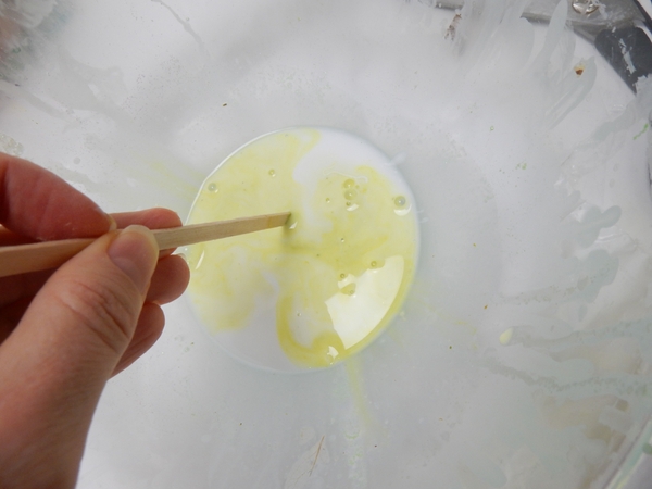 Mix a few drops of paint into wood glue Mix a few drops of paint into wood glue