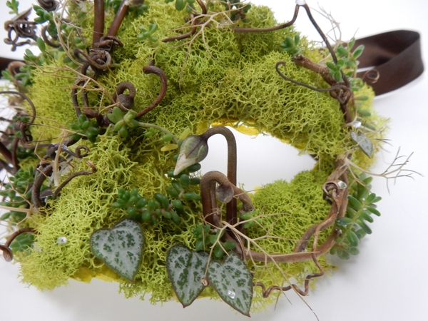 Moss mask Moss mask