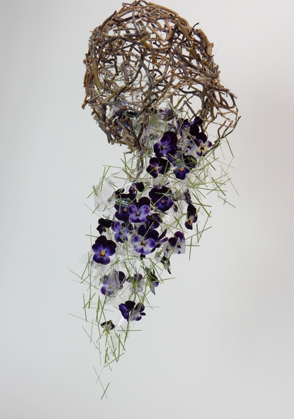 Pour floral art design Pour floral art design