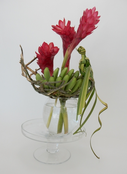 one tug floral art design one tug floral art design