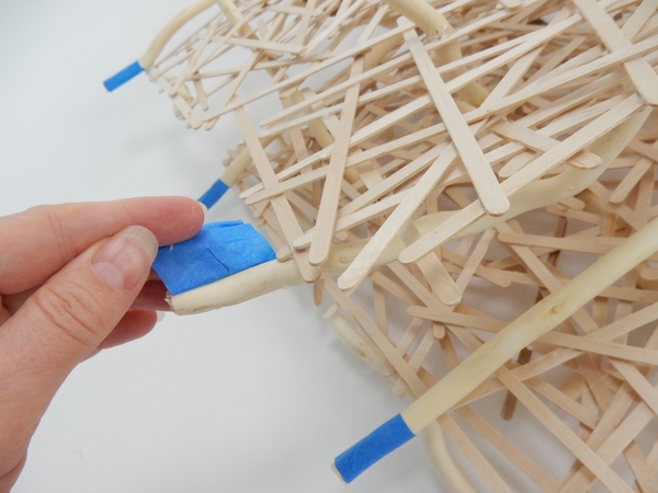 Remove the tape Remove the tape
