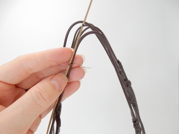 Secure the reed to the armature with wire Secure the reed to the armature with wire