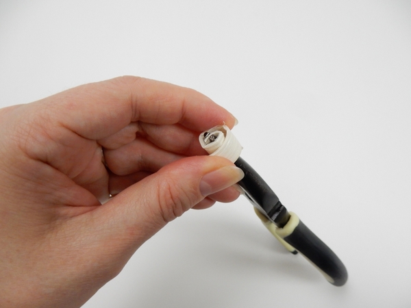 Wrap the cane around the pliers Wrap the cane around the pliers