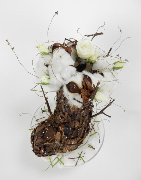 Cotton pods, bark and roses