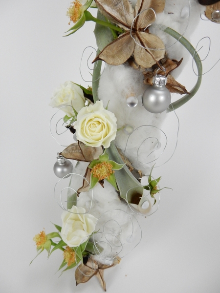 Roses and air plants candy cane design Roses and air plants candy cane design