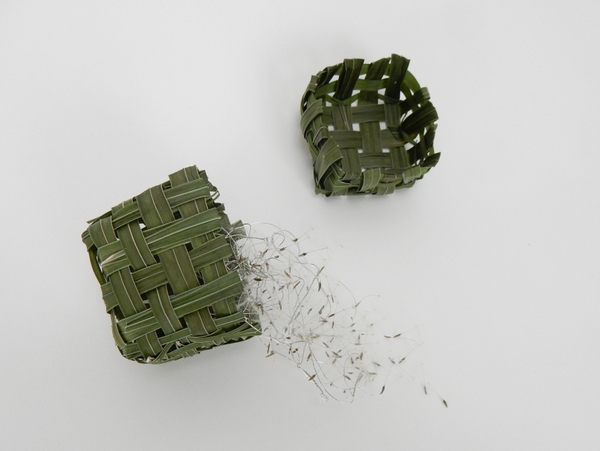 Weave a basket Weave a basket