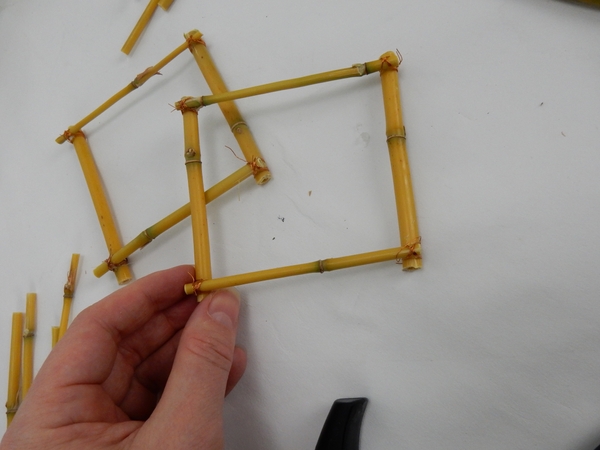 Start by building the side panels of the lantern. Start by building the side panels of the lantern.