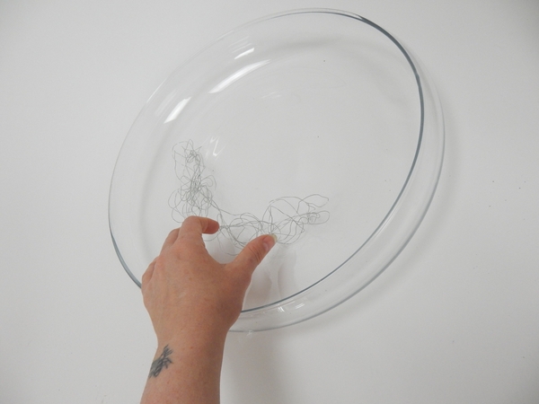 Place the wire in a shallow container Place the wire in a shallow container