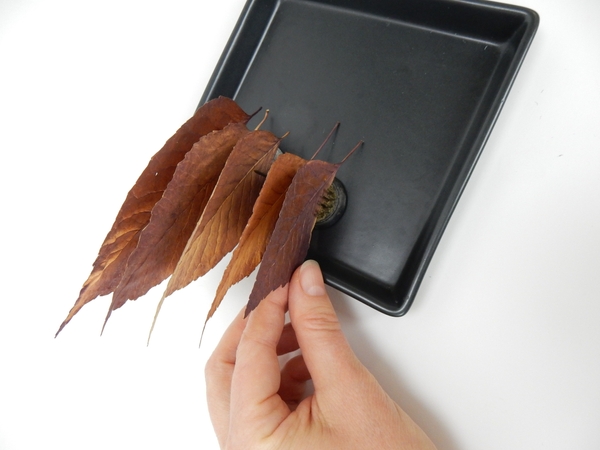 Add a few more leaves. Add a few more leaves.