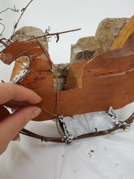 Add vines to the skids Add vines to the skids