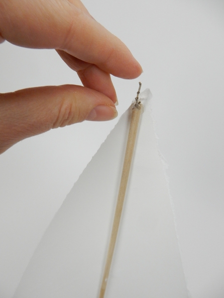 Glue the first twig snippet to the dowel Glue the first twig snippet to the dowel