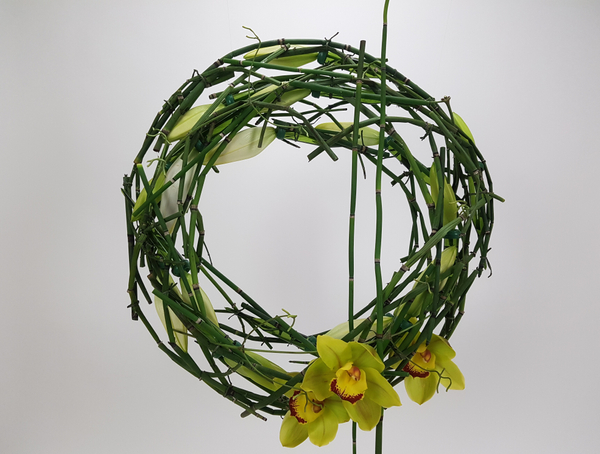 Lily and equisetum wreath