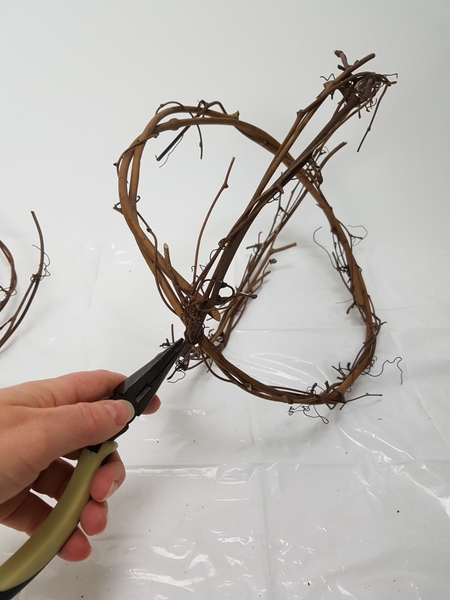 Tie it with wire to secure Tie it with wire to secure