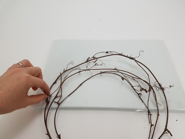 Make sure each connecting piece connects at at least three other places so that it is secure. Make sure each connecting piece connects at at least three other places so that it is secure.