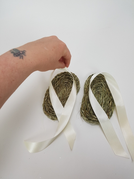 Measure out ribbon for each sandal Measure out ribbon for each sandal