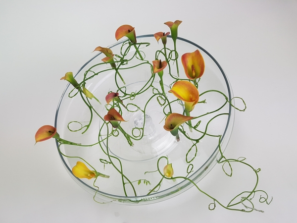 Calla lily and wisteria wreath vines floral design Calla lily and wisteria wreath vines floral design