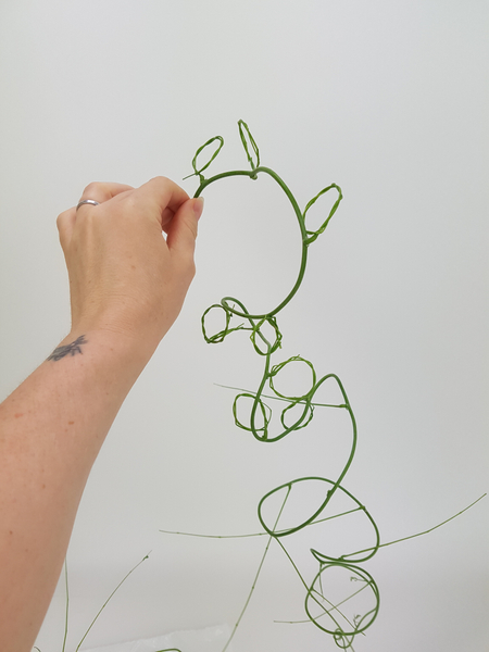 Creating a wreath filled vine to design with