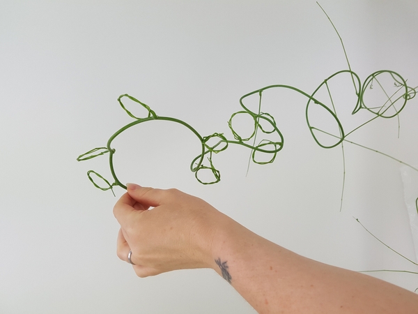 Creating a wreath filled vine to design with