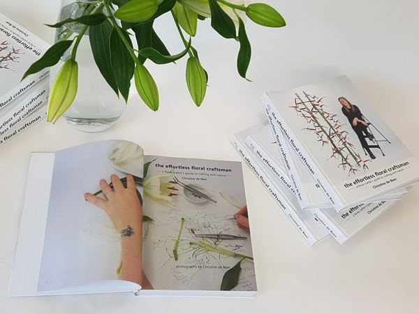 the effortless floral craftsman by Christine de Beer the effortless floral craftsman by Christine de Beer