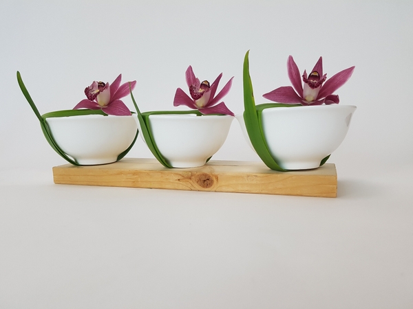 Cymbidium flower arrangement Cymbidium flower arrangement