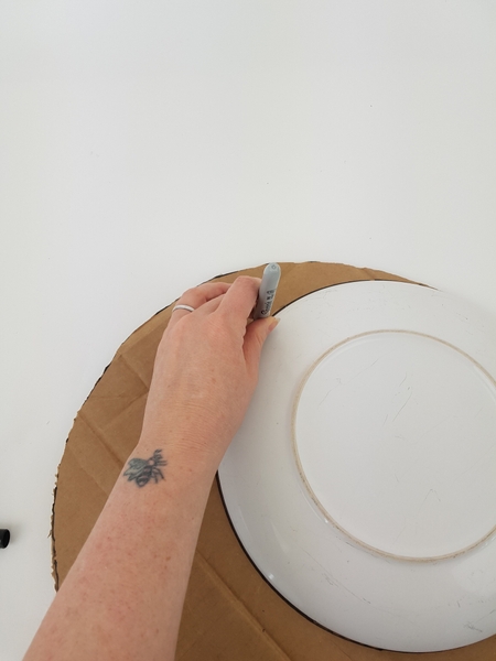 Draw another circle on each disk Draw another circle on each disk