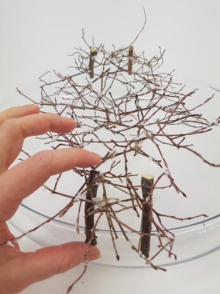 Rest the twig armature on the twigs Rest the twig armature on the twigs