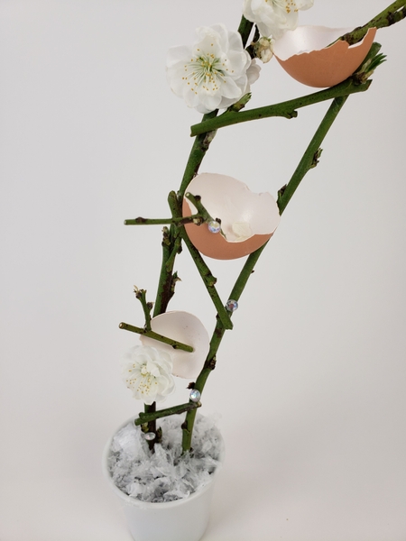 Easter floral design Easter floral design