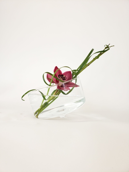Put aside floral art design Put aside floral art design