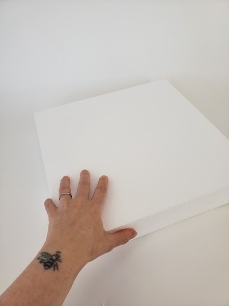 Choose a large Polystyrene block as a basic structure for the design Choose a large Polystyrene block as a basic structure for the design