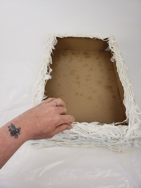 Set the bark covered box aside to dry completely Set the bark covered box aside to dry completely