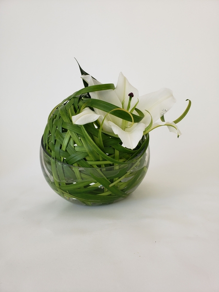 Modern corporate flower arrangement Modern corporate flower arrangement