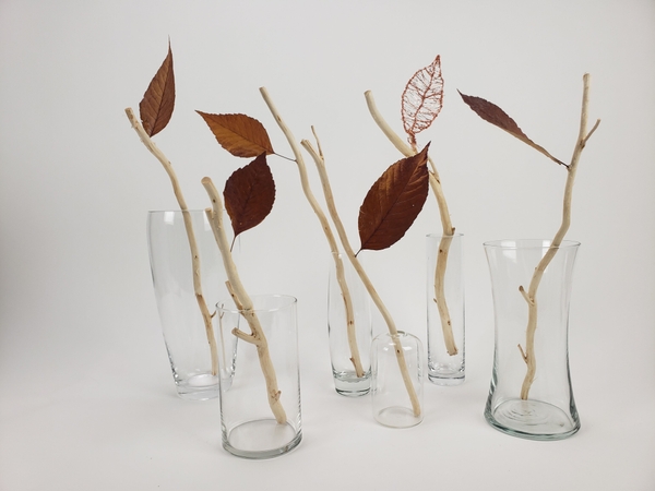 Easy way to create a professional looking autumn leaf display Easy way to create a professional looking autumn leaf display