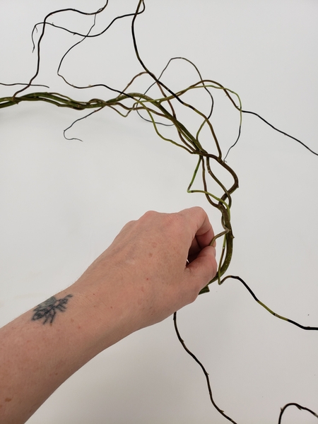 Weave in the side twigs Weave in the side twigs