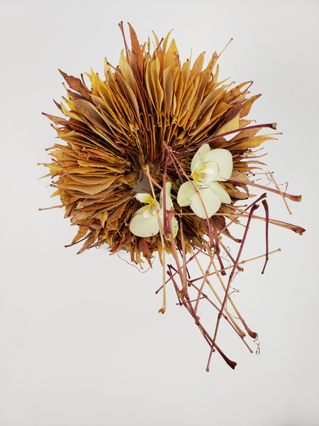 Contemporary Autumn floral design ideas using foraged leaves