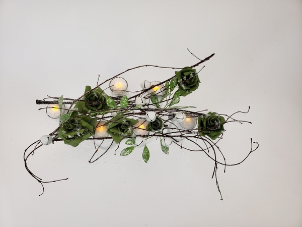 A healing winter craft that can be used in flower arranging