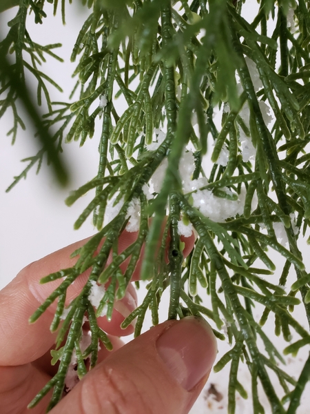 Conceal any flaws in artificial plant material when you design Conceal any flaws in artificial plant material when you design