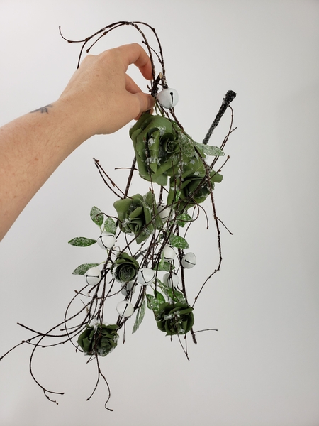 Give the entire armature a gentle shake to make sure everything is secure Give the entire armature a gentle shake to make sure everything is secure