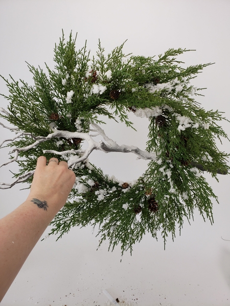 Keep artificial plants dust free so that it doesn't look tacky Keep artificial plants dust free so that it doesn't look tacky
