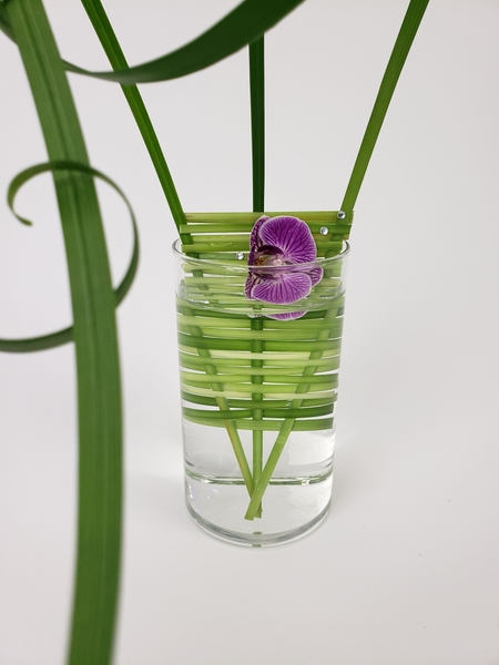 New ideas for flower arranging that is easy and quick to design New ideas for flower arranging that is easy and quick to design