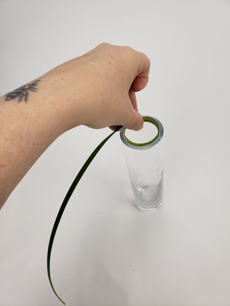 Measure the inside of your bud vase Measure the inside of your bud vase
