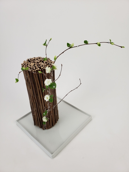 Reusable armature ideas for contemporary floral designers