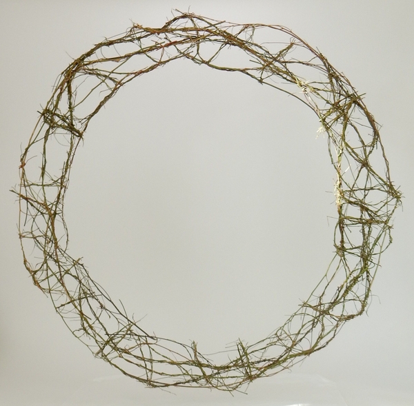 And hang the wreath out to dry And hang the wreath out to dry