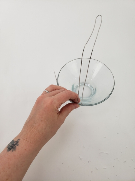 Bend the wire back down at the back and cut it short Bend the wire back down at the back and cut it short