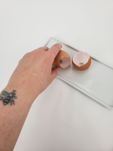 Gently move the egg if you want to re position it Gently move the egg if you want to re position it
