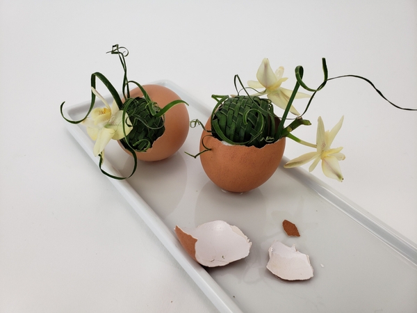 No foam floral design ideas No foam floral design ideas